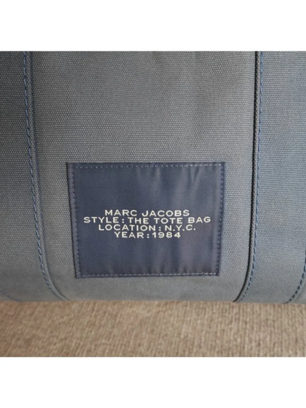 Marc Jacobs blue color
